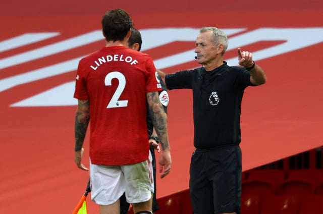 Referee Martin Atkinson awarded a controversial penalty for a Victor Lindelof handball at Old Trafford