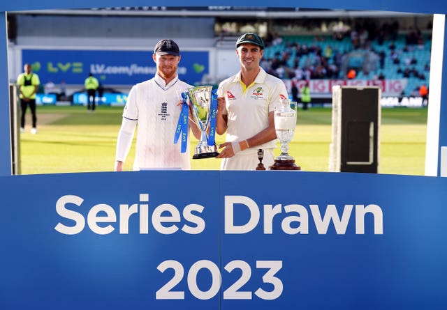 England captain Ben Stokes and Australia captain Pat Cummins with the shared trophy after drawing the 2023 Ashes series 