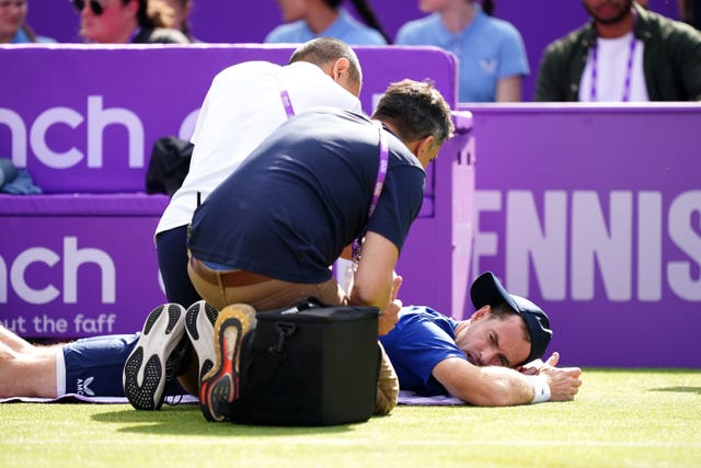 Andy Murray receives treatment 