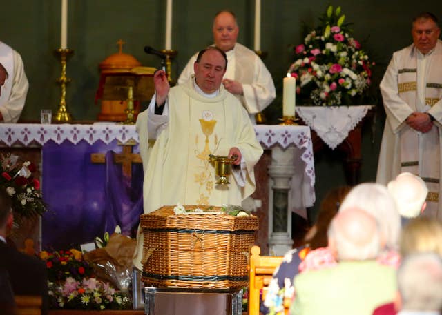 Dolores Keane funeral