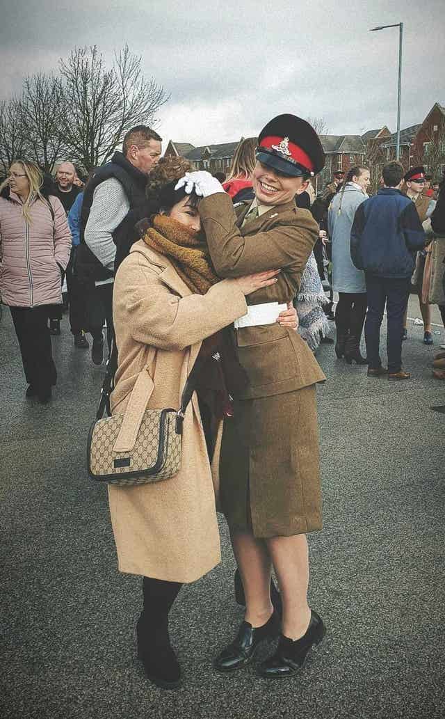 Gunner Jaysley Beck at her passing out parade with her mother Leighann McCready (Family Handout/PA)