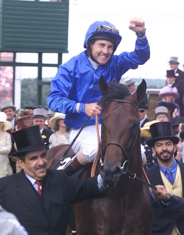 Jerry Bailey deputised for Frankie Dettori in the 2000 Prince of Wales's Stakes