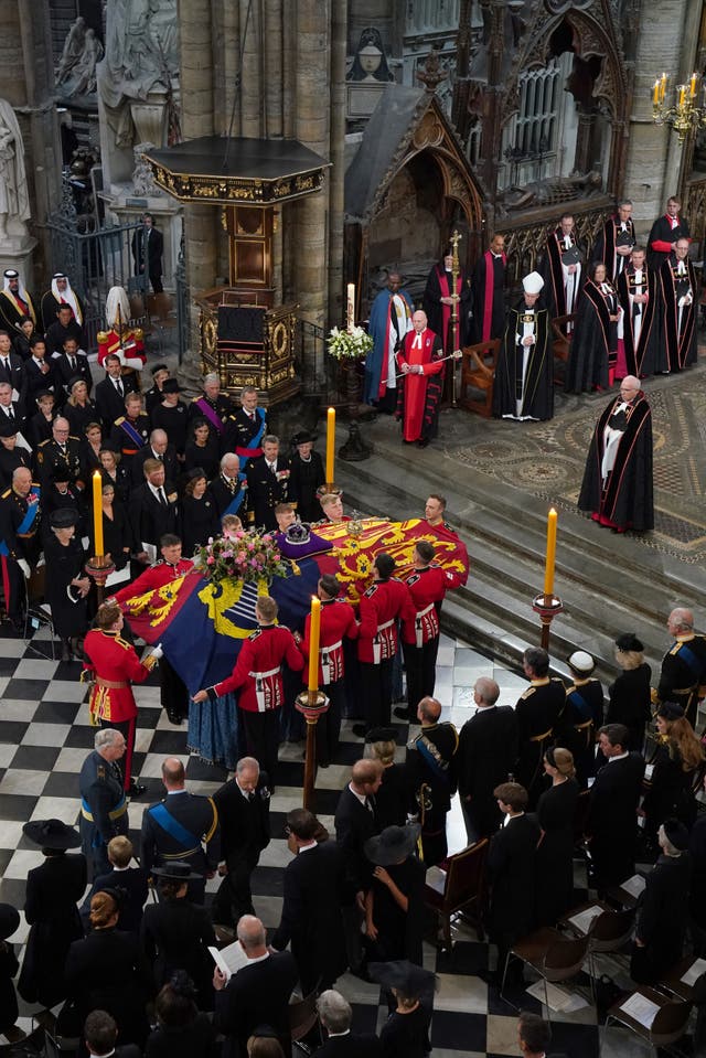 The coffin is placed near the altar during the Queen's funeral