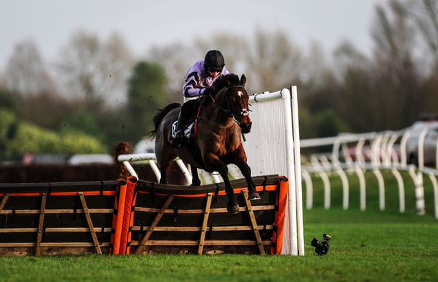 Stage Star won the Challow Hurdle