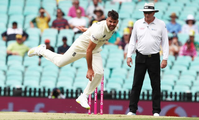 Australia v England – 2021/22 Ashes Series – Fourth Test – Day One – Sydney Cricket Ground