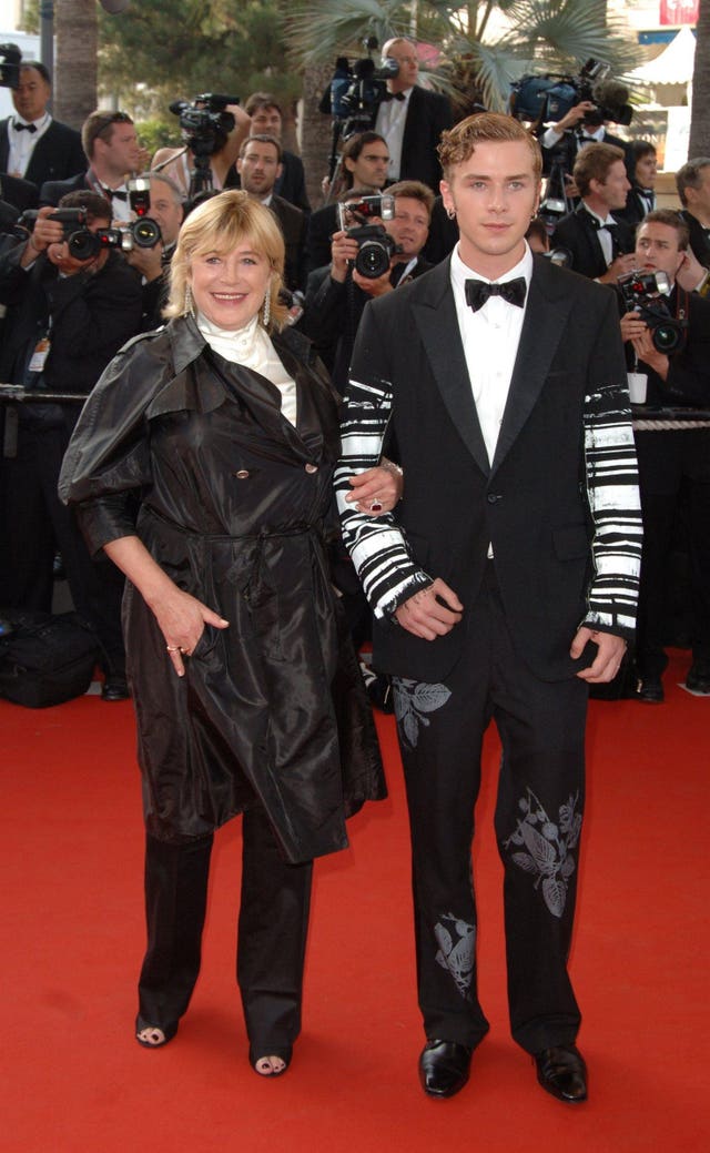 Marianne Faithfull arrives for the 2006 premiere of The Da Vinci Code, at the 59th Cannes Film Festival, France