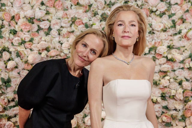 Gillian Anderson with her model at Madame Tussauds