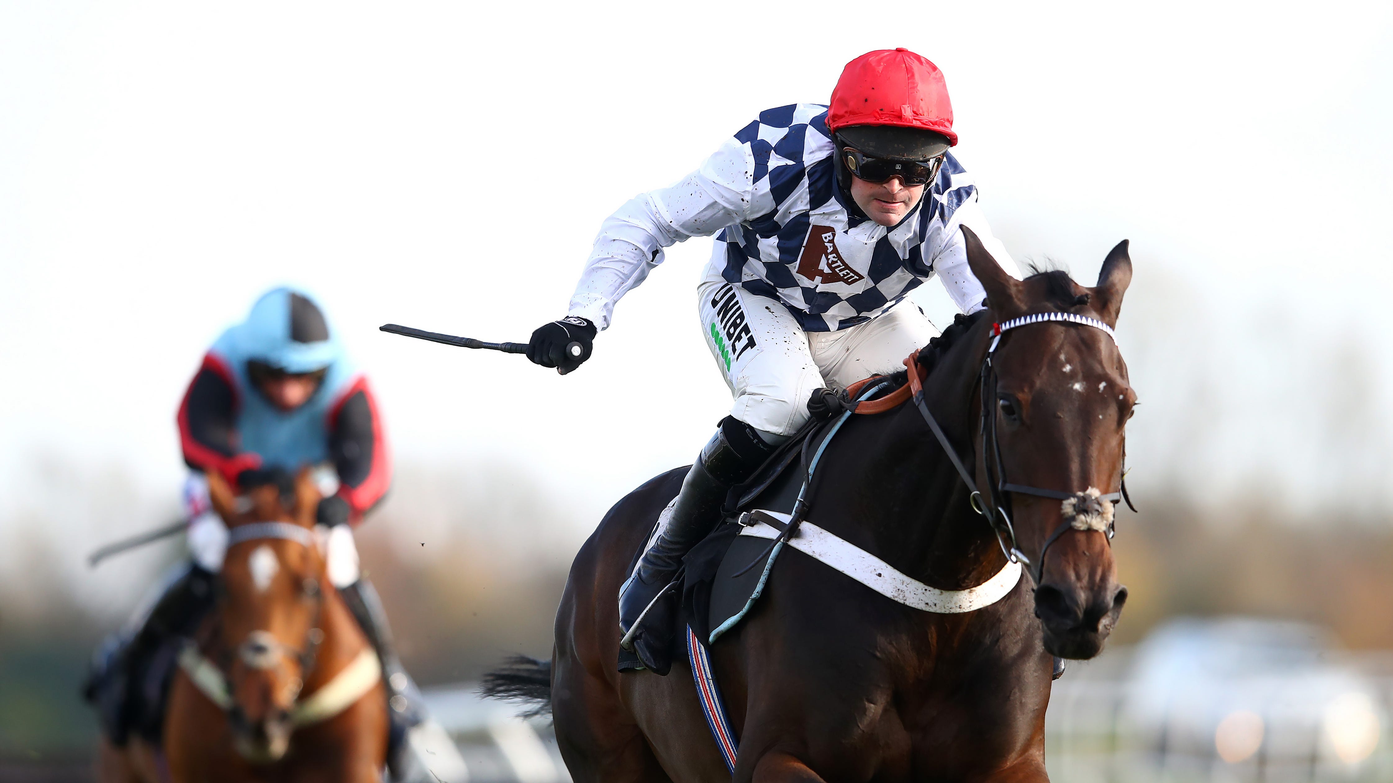 Simonsig s Half brother Dusart Creates Big Impression On Debut At Newbury