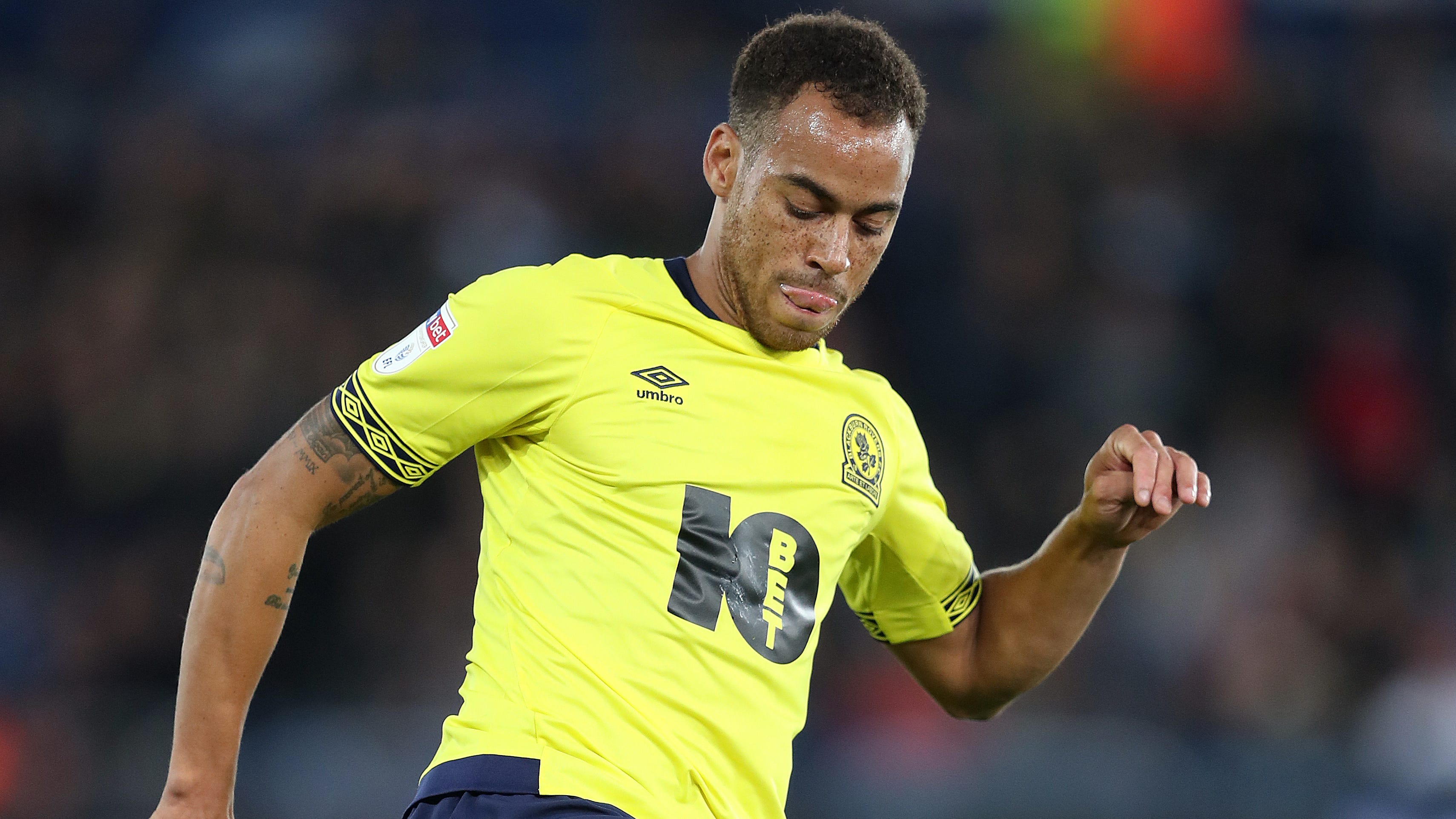 Elliott feeling ‘fit and healthy’ after testing positive for