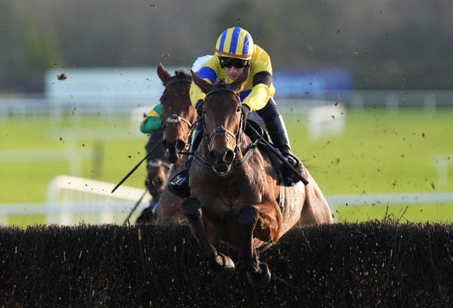 Spindleberry jumps the last for Paul Townend 