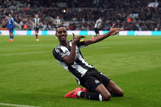 Alexander Isak celebrates scoring Newcastle's third goal against Leicester