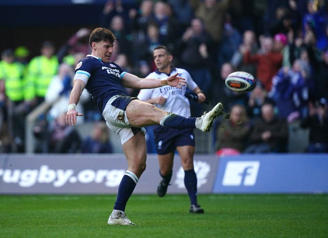 Tom celebrate his second try