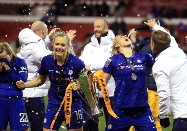 Chelsea celebrate winning the Continental League Cup