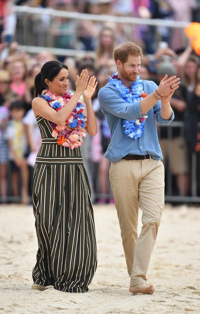 The Duke and Duchess of Sussex received a warm welcome on Bondi Beach