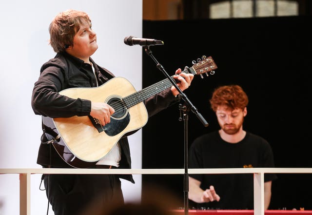 Lewis Capaldi surprise concert – Covent Garden