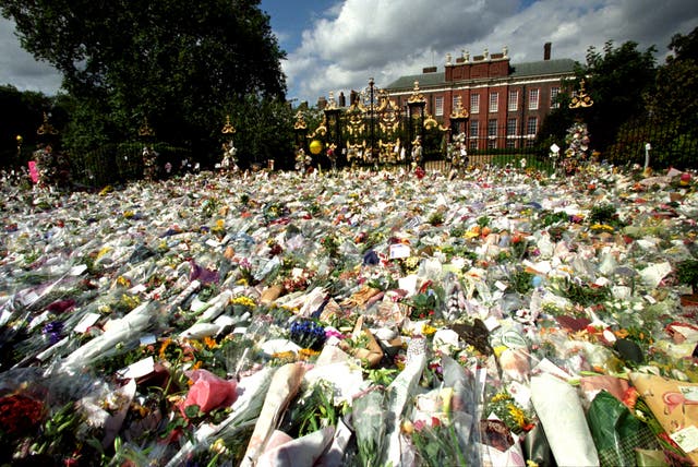 Royalty – Death of Diana, Princess of Wales – Kensington palace, London