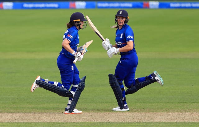 Sciver-Brunt and Glenn took the fight to the final over