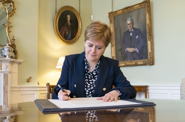 Nicola Sturgeon resigning