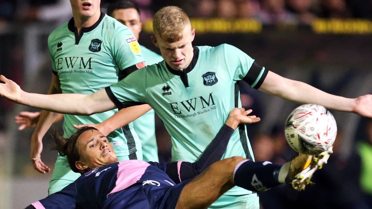 Everton Sign 17 Year Old Defender Jarrad Branthwaite From Carlisle Bt Sport