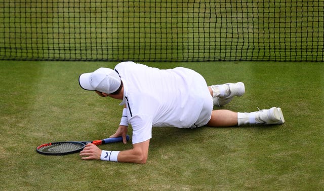 Andy Murray takes a tumble on Court Two