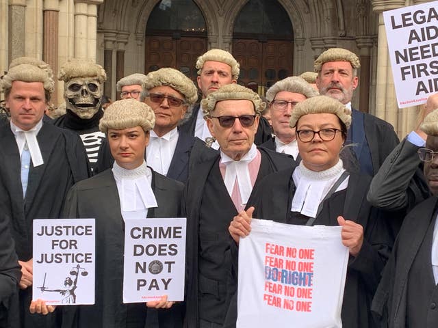 Criminal barristers protest