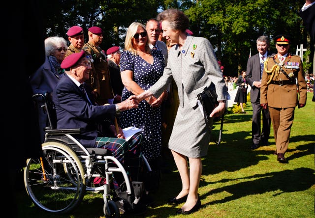 Anne meeting veterans at the ceremony