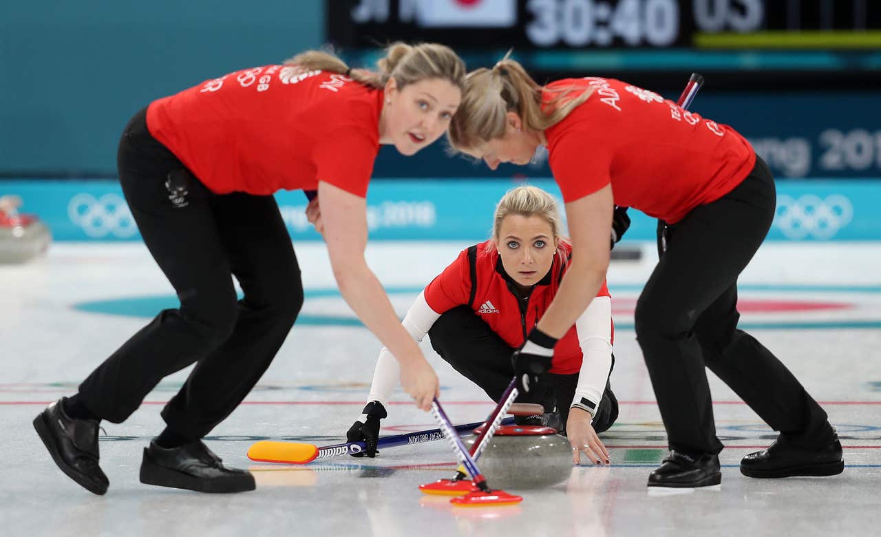 what-do-bowls-players-make-of-curling-and-do-they-envy-its-popularity