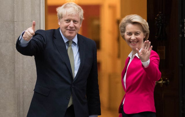 Boris Johnson on the steps of Downing Street with EU Commission president Ursula von der Leyen 