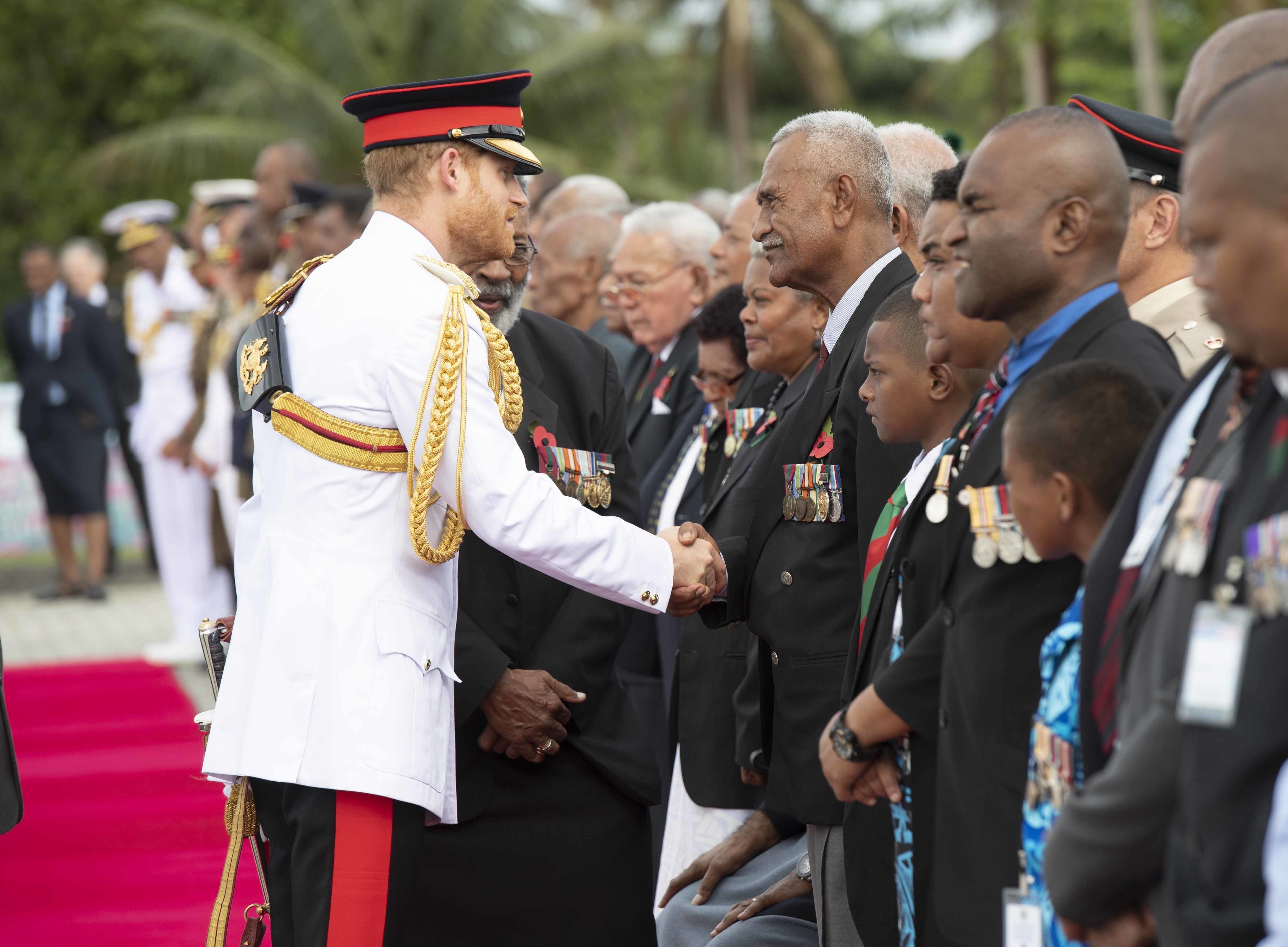 Harry Pays Tribute To Fiji’s Fallen Soldiers In Solemn Ceremony | BT