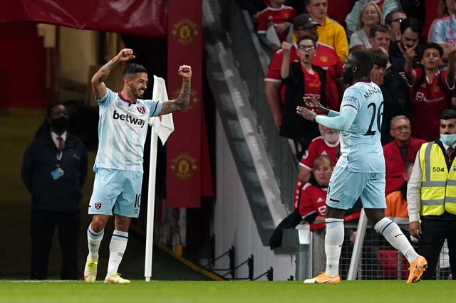 West Ham cashed in on the hosts'' slow start