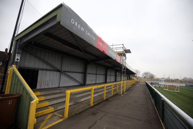 Sutton United Feature – Gander Green Lane