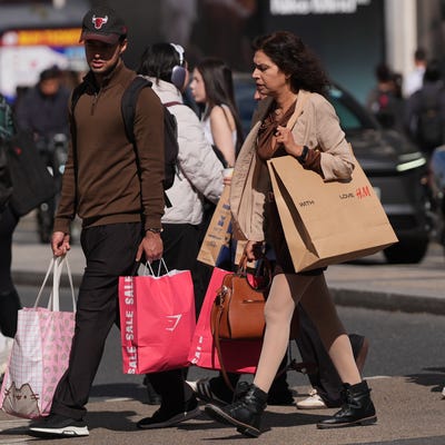 UK retail sales drop after warm weather hits winter clothing demand