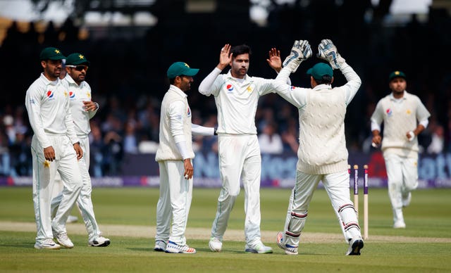 Pakistan are on top at Lord's 