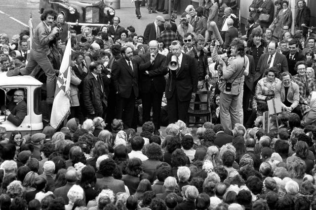 Politics – Dr Ian Paisley – Sunningdale Agreement Protest – 1974