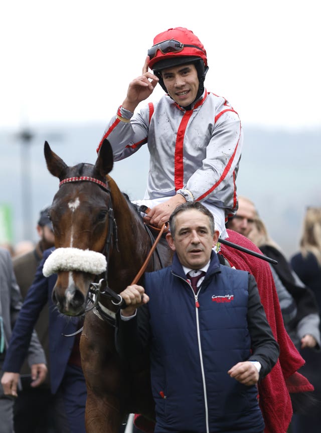 Jockey Felix de Giles celebrates