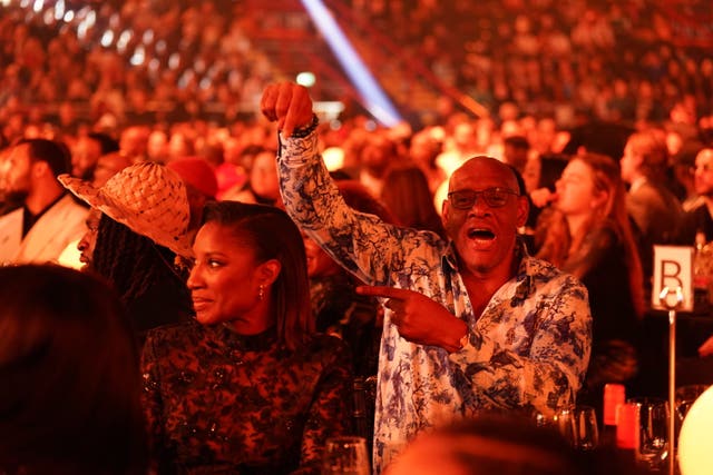 Shaun Wallace pointing to Denise Lewis in the crowd at the Mobos