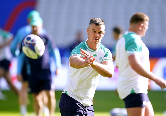 Will Ireland captain Johnny Sexton be upstaged by rival fly-half Finn Russell?