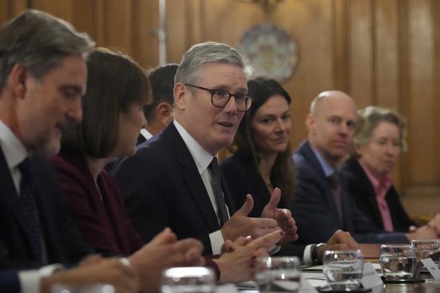 Sir Starmer Starmer at Cabinet table