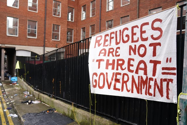 Dublin asylum seekers camp cleared