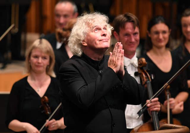 Sir Simon Rattle conducts London Symphony Orchestra
