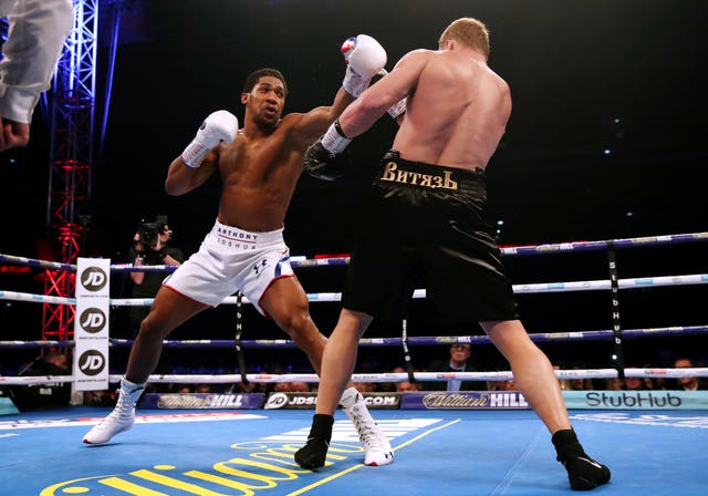 Alexander Povetkin made the better start to the fight