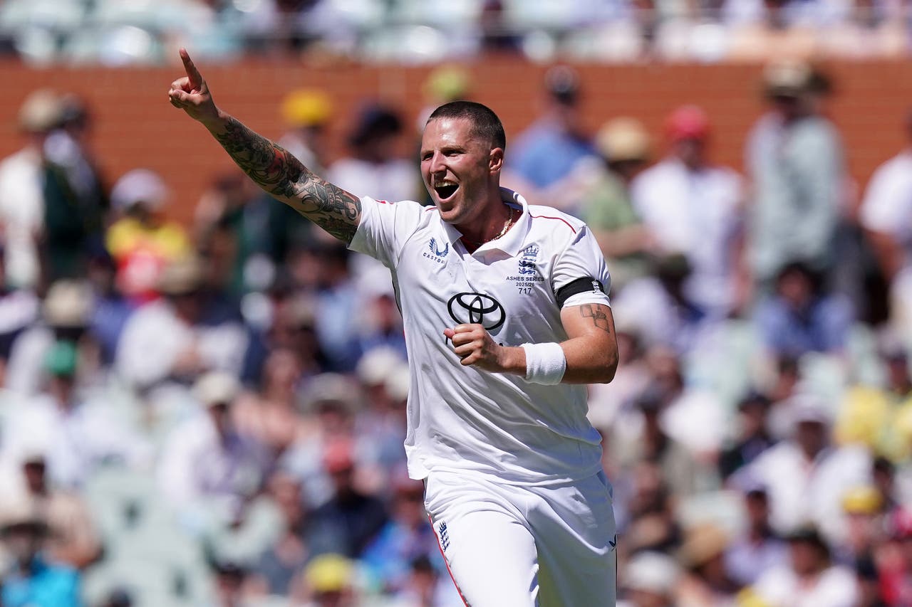 Alex Carey century for Australia as England bowlers battle in the ...