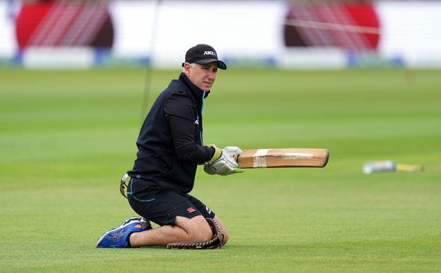 New Zealand coach Gary Stead does not expect Trent Boult or Henry Nicholls to be ready for the first Test.
