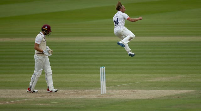Aaron Beard produced a fine wicket celebration
