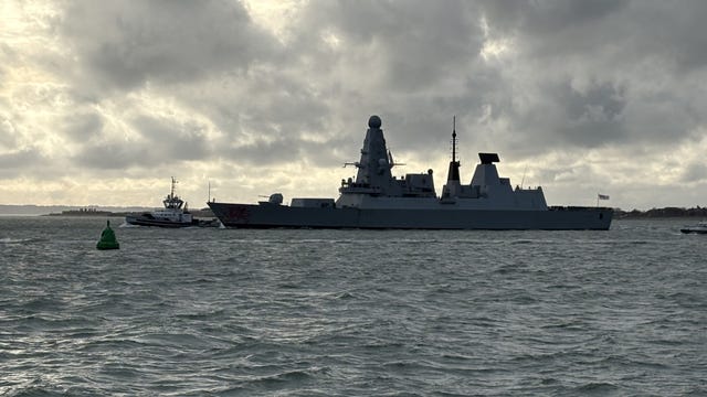 HMS Dragon on its way to the eastern Mediterranean