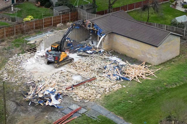 Captain Tom spa block demolished