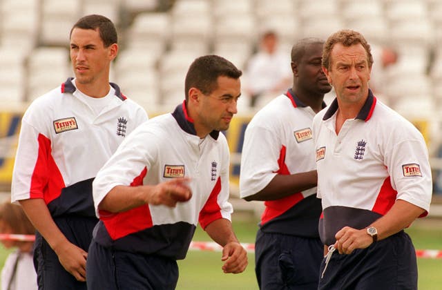 Brothers Ben and Adam Hollioake played together for England in the 1990s.