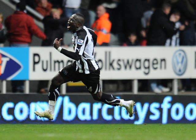 Soccer – Barclays Premier League – Newcastle United v Arsenal – St James’ Park