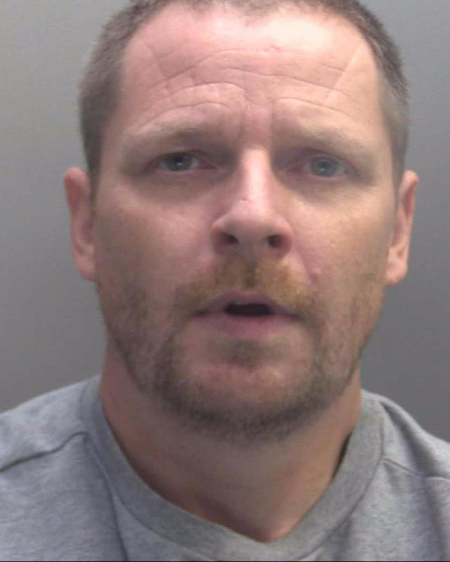 Drug smuggling gang jailed