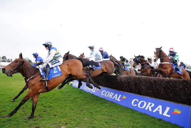 Klarc Kent in action in the Scottish grand National 